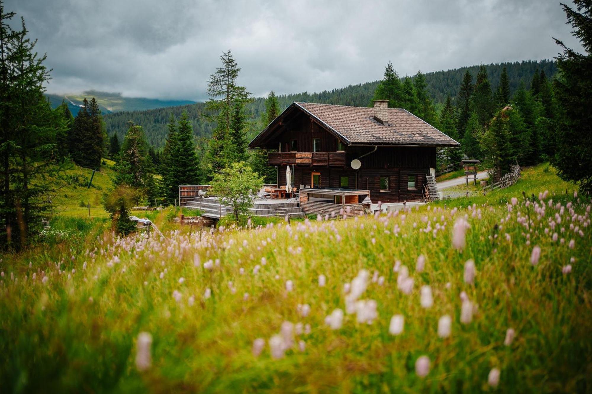 Marktlhuette Hochrindl Bagian luar foto